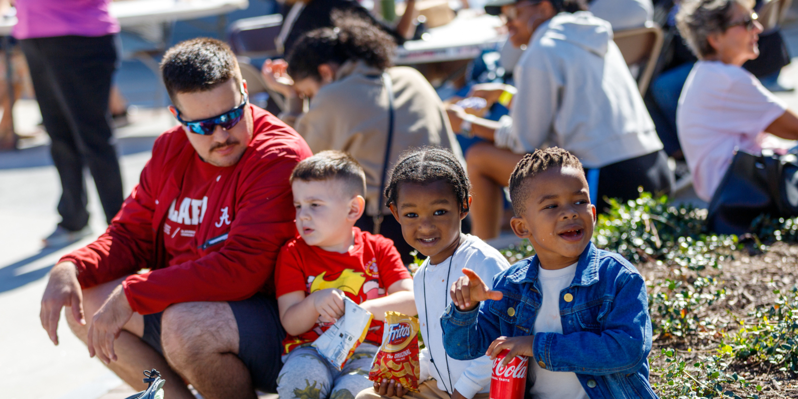 Kids Eating